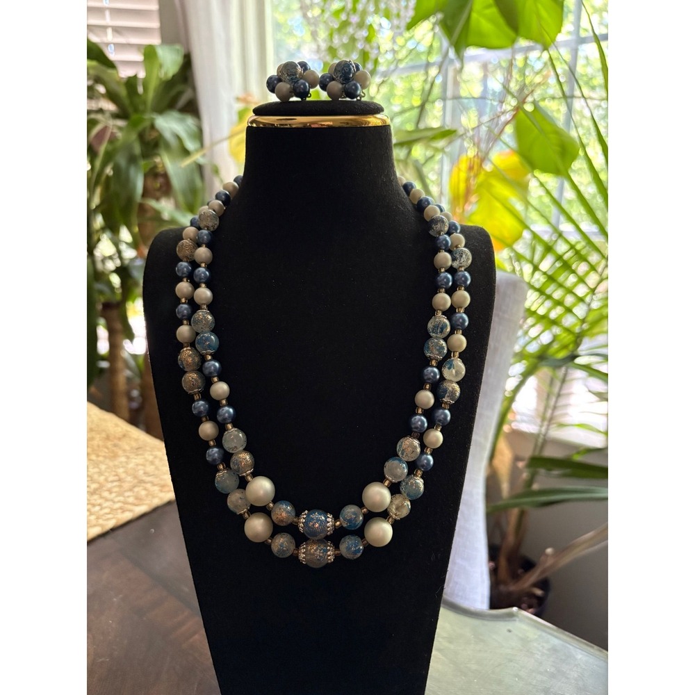 Beautiful blues vintage two strand beaded necklace with clip on earrings
